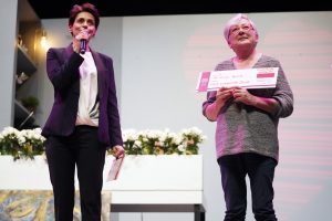 Remise chèque discours Présidente