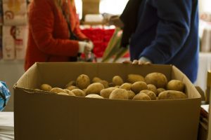 Durant l’année 2020, l’association Femmes de Foot est venue en aide à ceux qui luttent contre la précarité alimentaire et l’exclusion.